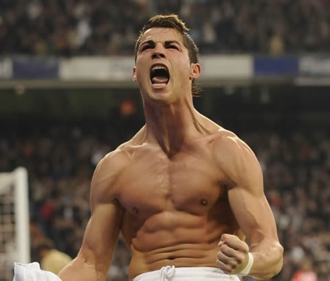 Cristiano Ronaldo body in Real Madrid 2009-2010 photo