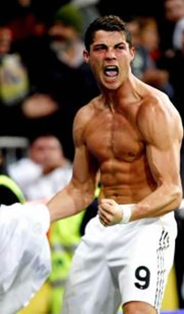 Cristiano Ronaldo body in Real Madrid 2009-2010 picture