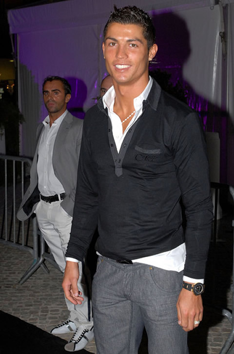 Cristiano Ronaldo fashion wearing a necklace and black jacket