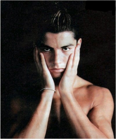 Cristiano Ronaldo hairstyle haircut for photoshoot