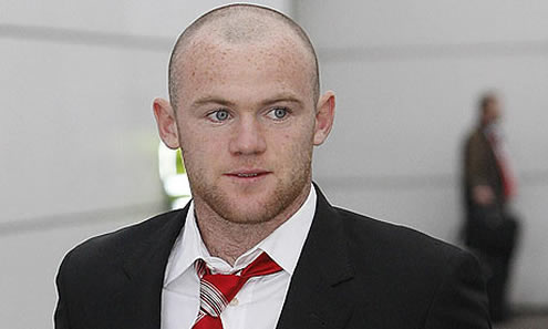 Wayne Rooney completely bald