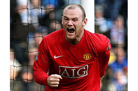 Wayne Rooney showing his ugly face, very similar to Shrek, in a Manchester United Premier League game
