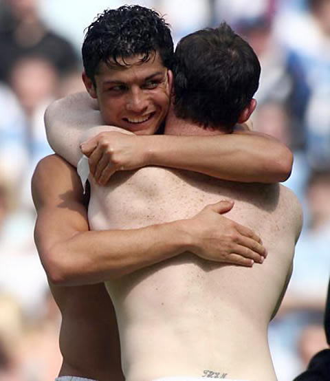 Wayne Rooney and Cristiano Ronaldo naked and shirtless hug
