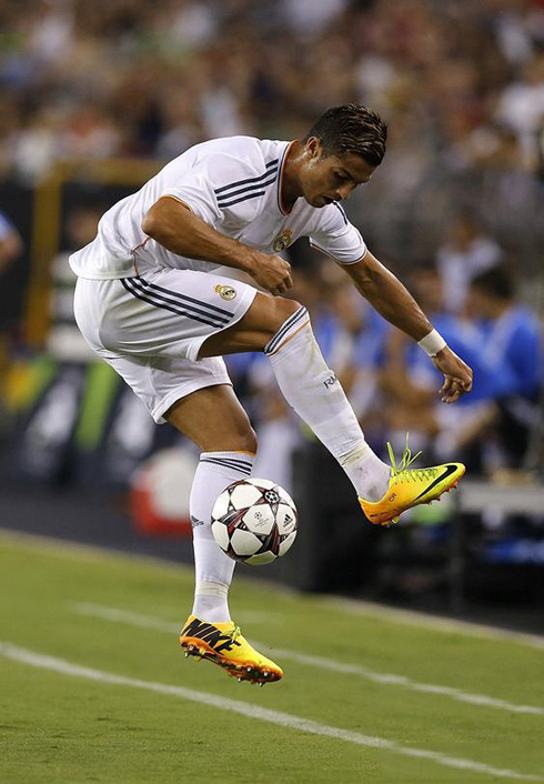 Cristiano Ronaldo trying out a new trick in the United States, during a game between the LA Galaxy and Real Madrid, in 2013-14
