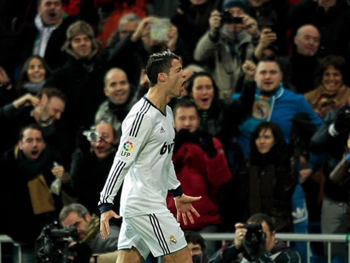 Cristiano Ronaldo beast celebration, walking slowly towards the Ultra Sur at the Santiago Bernabéu, in Real Madrid vs Atletico Madrid in 2012-2013