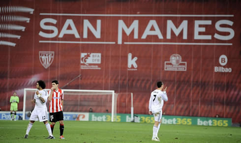 Cristiano Ronaldo playing in the new San Mamés stadium