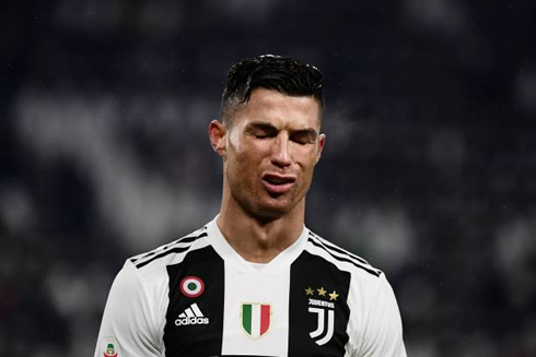 Cristiano Ronaldo makes a ugly face in a league match for Juventus in 2019
