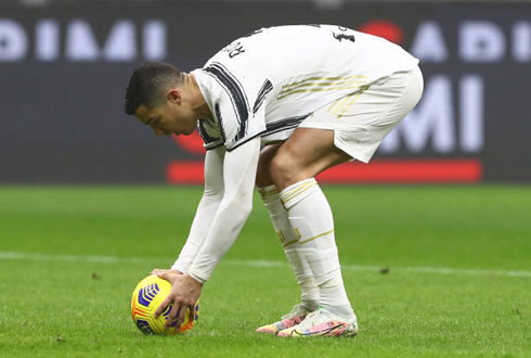 Cristiano Ronaldo placing the ball before taking a penalty-kick