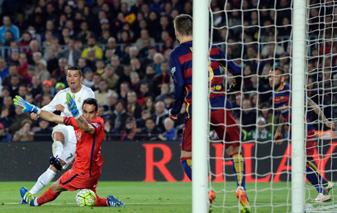 Cristiano Ronaldo beating Claudio Bravo and scoring the 2-1 against Barcelona in the Camp Nou, the match winner for Real Madrid