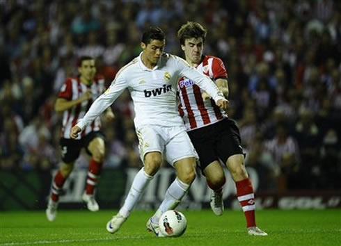 Cristiano Ronaldo preparing to strike in a game between Athletic and Real Madrid in San Mamés