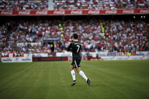 Cristiano Ronaldo running free around the pitch at the Rámon Sánchez Pizjuán