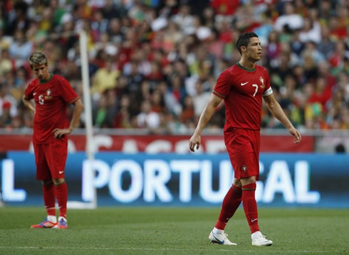 Cristiano Ronaldo and Fábio Coentrão frustration as Portugal gets defeated by Turkey by 1-3, in 2012