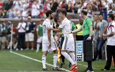 Cristiano Ronaldo coming into the game in Real Madrid 1-3 Manchester United, for the 2014-2015 US pre-season tour