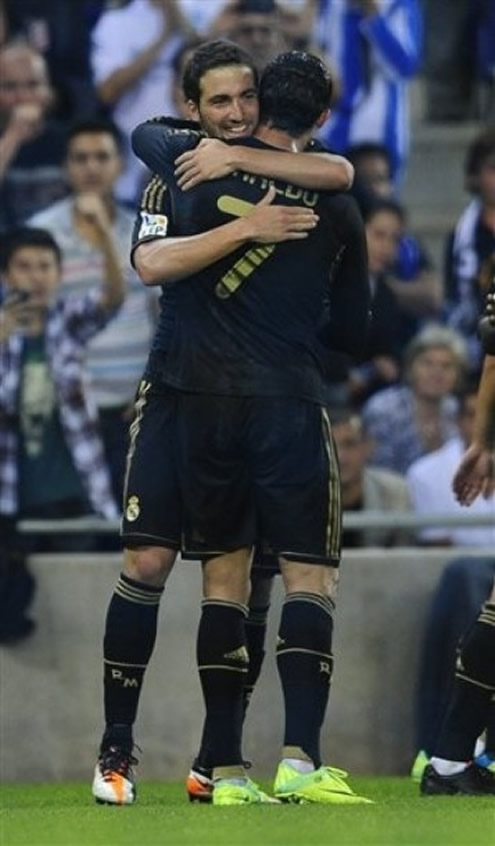 Cristiano Ronaldo congratulating and hugging and Gonzalo Higuaín after his hat-trick in Espanyol vs Real Madrid