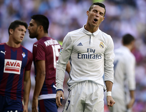 Cristiano Ronaldo reaction after missing a chance for Real Madrid