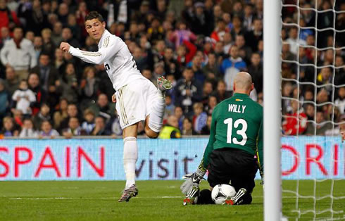 Cristiano Ronaldo backheel shot in Real Madrid vs Malaga, in the Copa del Rey 2011-2012 edition
