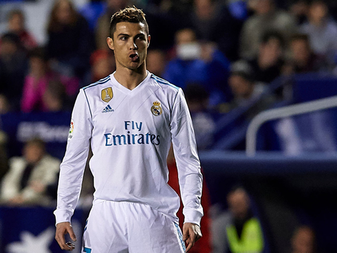 Cristiano Ronaldo breathing deep before a free-kick