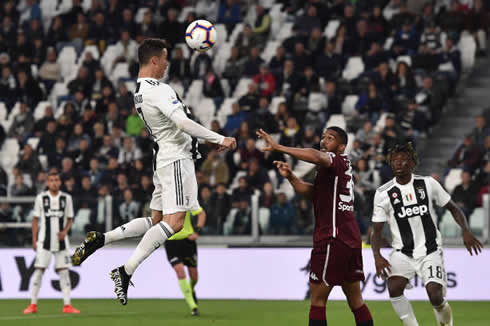 Cristiano Ronaldo header goal in Juventus 1-1 Torino