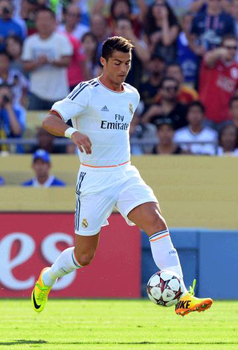 Cristiano Ronaldo new Real Madrid kit for 2013-2014