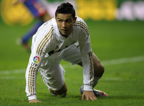 Cristiano Ronaldo raising from the floor against Sporting Gijón