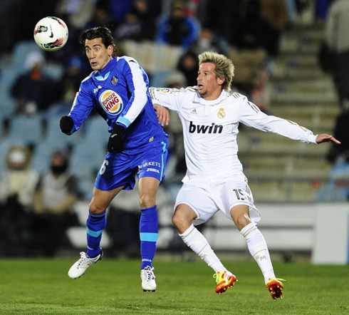 Fábio Coentrão in Real Madrid, with his blonde hair pulled up, a new hairstyle in 2012