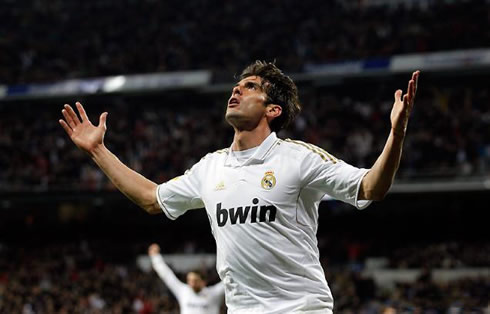 Ricardo Kaká thanking God for his goal at the Santiago Bernabéu