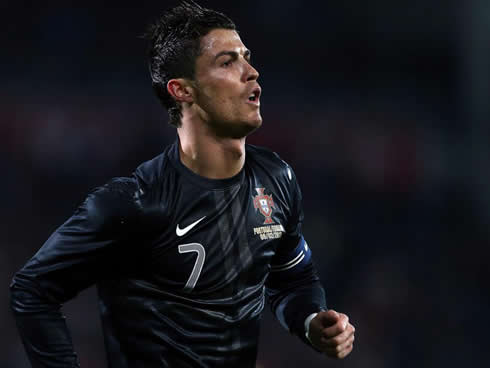 Cristiano Ronaldo playing for Portugal with the all-new black kit, in 2013
