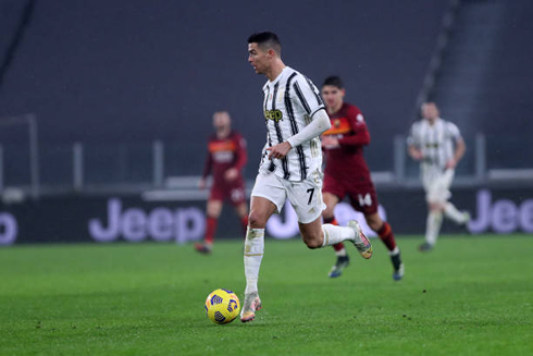 Cristiano Ronaldo leading the charge in Juventus vs AS Roma