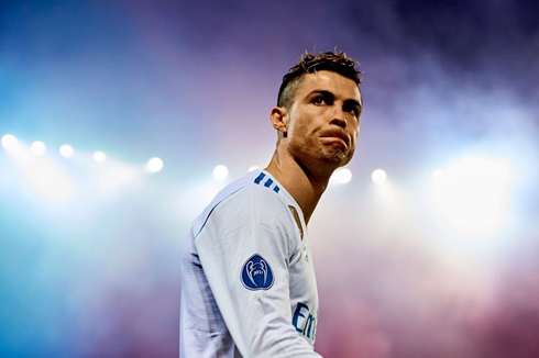 Cristiano Ronaldo steps in at the Parc des Princes in a Champions League night game in 2018