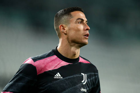 Cristiano Ronaldo warming up for Lazio