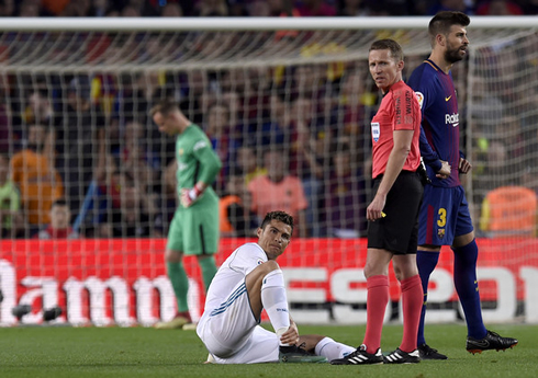 Cristiano Ronaldo injured in El Clasico in 2018