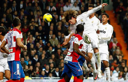 
Sergio Ramos header from a corner kick, when scoring a goal for Real Madrid, with Ronaldo and Varane jumping behind him