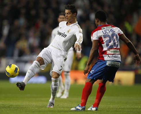 Cristiano Ronaldo perfect ball control in Real Madrid 2011/2012