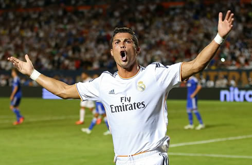 Cristiano Ronaldo goal celebration in Real Madrid 3-1 Chelsea, in 2013