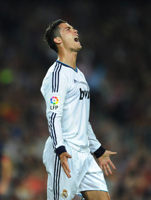 Cristiano Ronaldo big scream in Barcelona vs Real Madrid, in 2012-2013