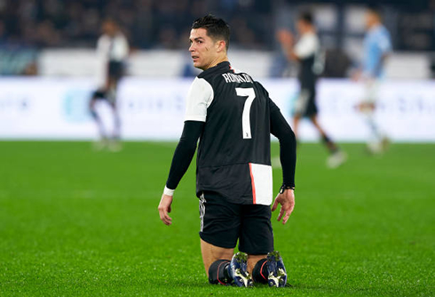 Cristiano Ronaldo down on his knees, in Lazio vs Juventus in 2019