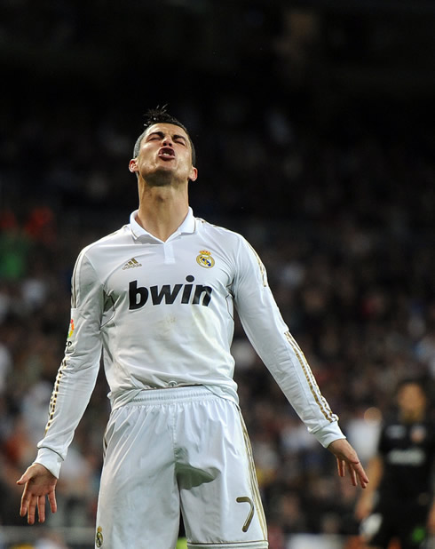 Cristiano Ronaldo frustration look and face, after a wasted chance in Real Madrid goalless draw against Valencia, in La Liga 2012
