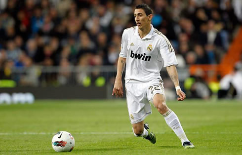 Angel di María body dribbling in Real Madrid, in La Liga 2012