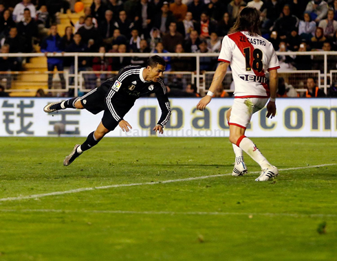 Cristiano Ronaldo header goal in Rayo Vallecano 0-2 Real Madrid, for La Liga in 2015