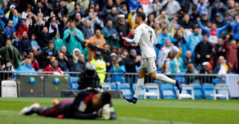 Cristiano Ronaldo doing his calm down gestures in a Real Madrid league win in 2016