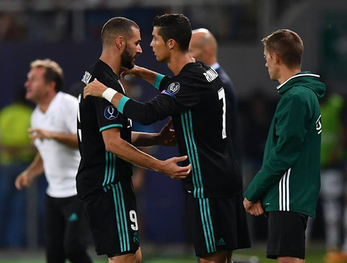 Benzema coming off for Cristiano Ronaldo