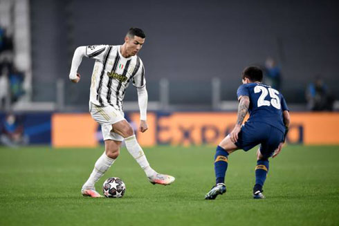 Cristiano Ronaldo stepover skills in Juventus vs FC Porto
