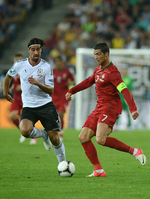 Cristiano Ronaldo vs Khedira, in the EURO 2012 debut for Portugal and Germany