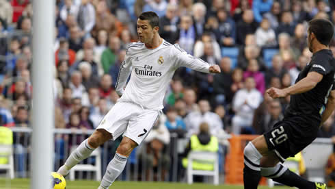 Cristiano Ronaldo opening goal in Real Madrid 5-1 Real Sociedad, in La Liga 2013-2014