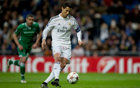 Cristiano Ronaldo taking a penalty-kick in a panenka style