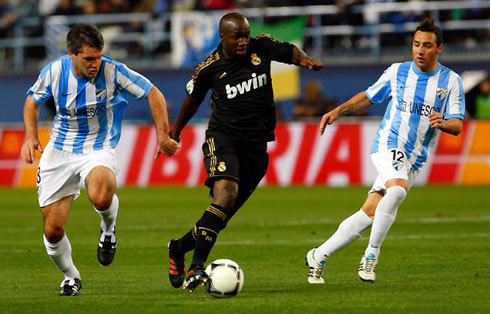 Lass Diarra showing all his strenght and power for Real Madrid in 2011-2012