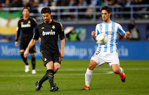Xabi Alonso magical pass in Malaga vs Real Madrid, in 2012