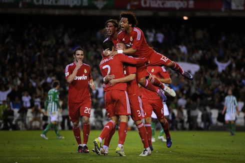 Real Madrid players euphoric about another goal for Real Madrid