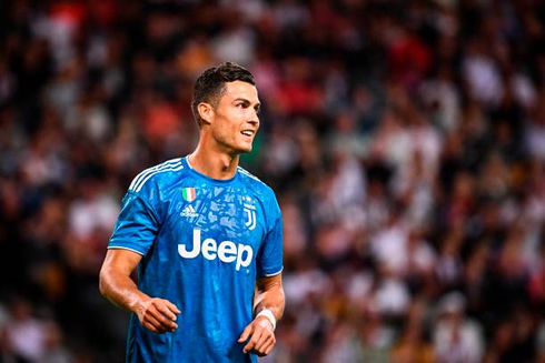 Cristiano Ronaldo wearing Juventus new blue shirt in the pre-season