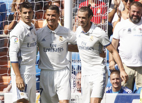 Morata, Cristiano Ronaldo and Gareth Bale at the Santiago Bernabéu in 2016